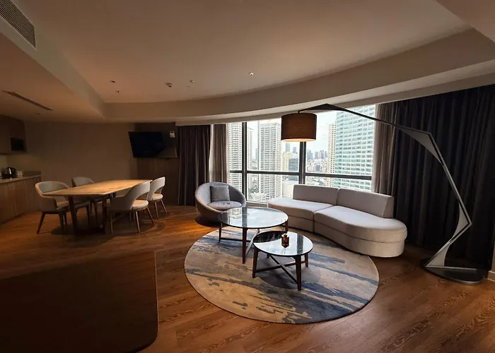 Novotel At Acqua * Manila