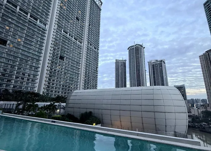 Aparthotel Novotel At Acqua Manila