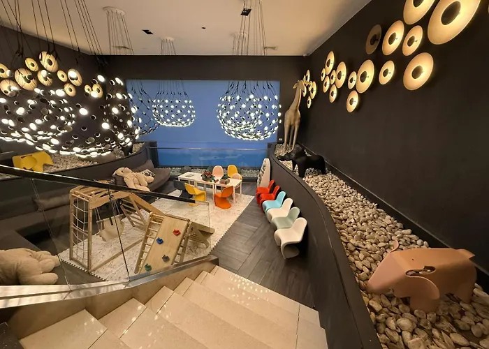 Novotel At Acqua Aparthotel Manila