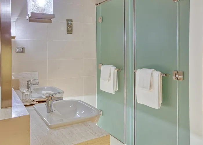 Novotel At Acqua Aparthotel