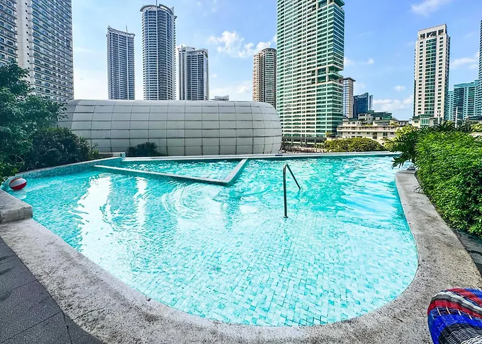 Novotel At Acqua Manila