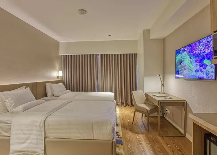 Novotel At Acqua Aparthotel *