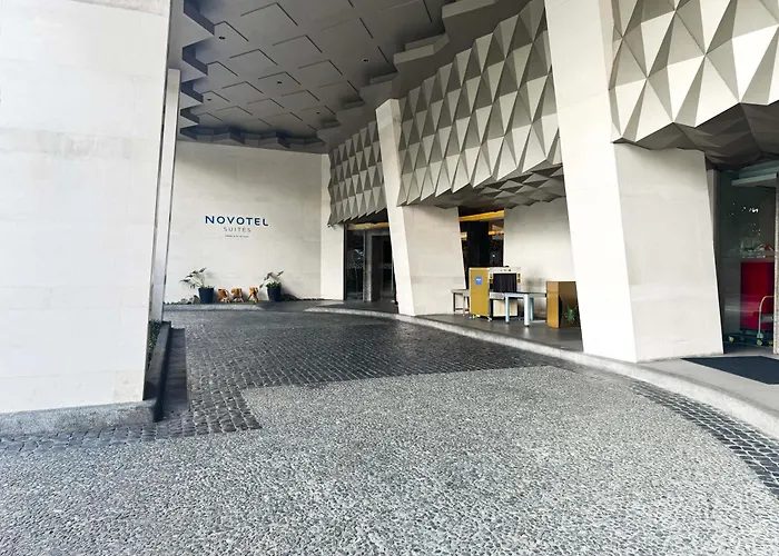 Aparthotel Novotel At Acqua Manila